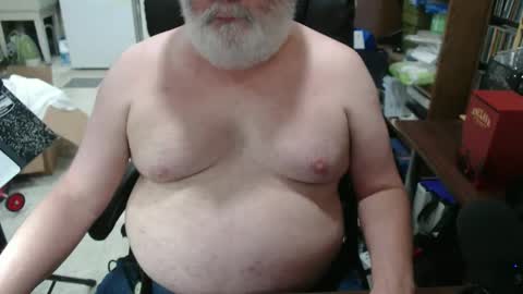 Snapshot of hotgrandpa594u chatting on October 8, 2025, 7:22 pm hotgrandpa594u online show from October 8, 2025, 7:22 pm