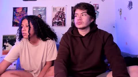 Snapshot of hothoneychile chatting on March 5, 2026, 4:19 am Sam and Nico online show from March 5, 2026, 4:19 am