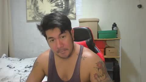 Snapshot of hothunkybear23 chatting on December 8, 2024, 1:35 am Khel online show from December 8, 2024, 1:35 am