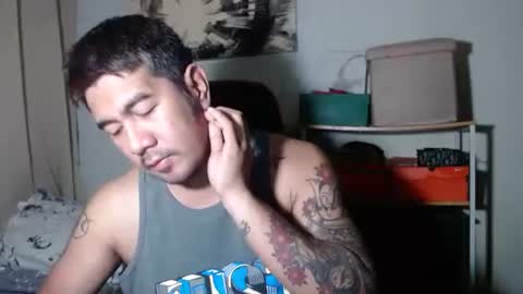 Snapshot of hothunkybear23 chatting on December 15, 2025, 1:43 am Khel online show from December 15, 2025, 1:43 am