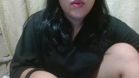 hotiemorenagurl18 online show from October 17, 2025, 5:10 am