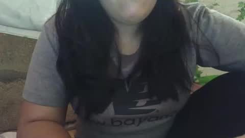 hotiemorenagurl18 online show from February 2, 2026, 3:05 am