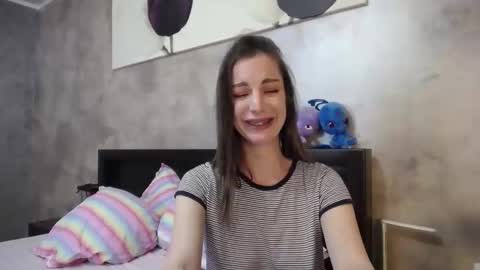 Snapshot of hotilia18 chatting on February 23, 2026, 2:42 am Lia online show from February 23, 2026, 2:42 am