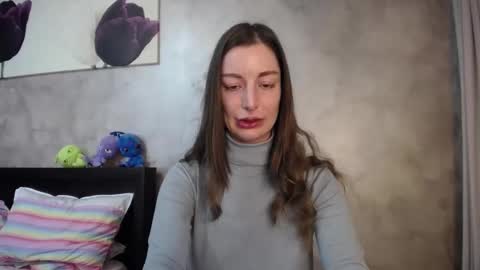 Snapshot of hotilia18 chatting on February 25, 2026, 11:09 am Lia online show from February 25, 2026, 11:09 am