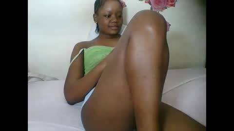 LOYCE online show from September 29, 2025, 6:13 pm