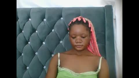 LOYCE online show from March 1, 2026, 8:55 pm