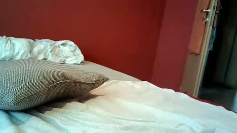 Makenzie online show from January 29, 2025, 9:33 am