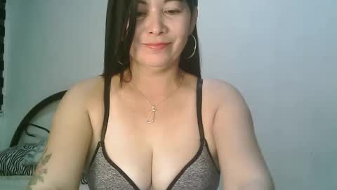 Snapshot of hotmamajen4u chatting on March 3, 2026, 1:34 am hotmamajen4u online show from March 3, 2026, 1:34 am