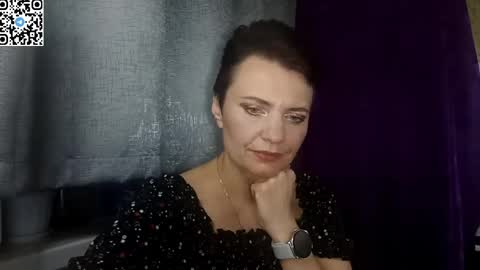 hotmamaqueen234 online show from May 16, 2026, 8:18 pm