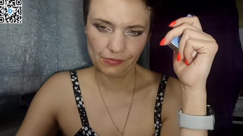hotmamaqueen234 online show from May 20, 2026, 9:21 pm