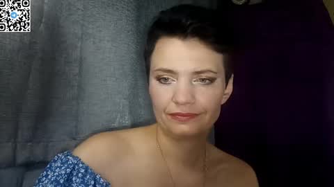 hotmamaqueen234 online show from May 21, 2026, 9:11 pm