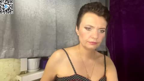hotmamaqueen234 online show from May 28, 2026, 10:07 pm