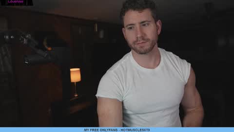 hotmuscles6t9 online show from February 24, 2025, 5:11 am