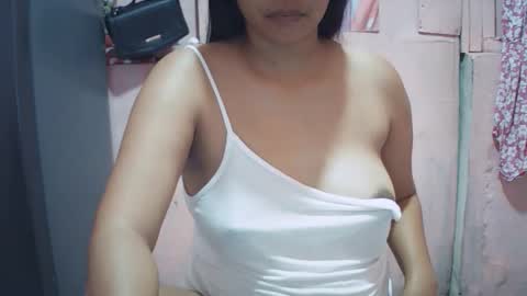 hotpink4u04 online show from January 18, 2026, 11:25 am