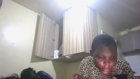 Snapshot of hotrozina chatting on October 26, 2025, 8:15 pm hotrozina online show from October 26, 2025, 8:15 pm