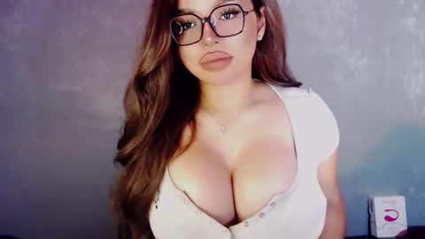 Snapshot of hotsexyhugetrans chatting on January 13, 2026, 4:18 am Marga Avery online show from January 13, 2026, 4:18 am