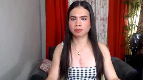 Snapshot of hotsinfulbabes_savana chatting on May 1, 2026, 9:25 am Savana olala online show from May 1, 2026, 9:25 am