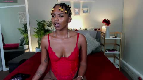 Hot Stella online show from March 31, 2026, 7:03 pm