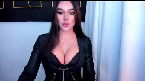 Snapshot of hotstellacumxxx chatting on April 14, 2026, 5:57 am STELLA online show from April 14, 2026, 5:57 am