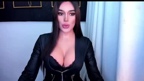 Snapshot of hotstellacumxxx chatting on April 16, 2026, 7:09 am STELLA online show from April 16, 2026, 7:09 am
