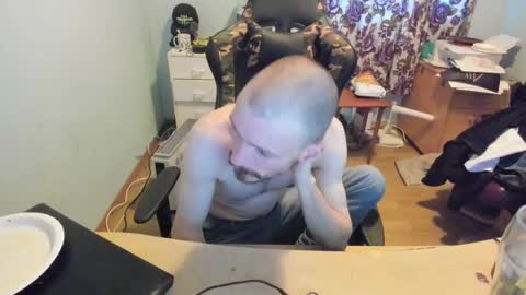 hot online show from March 7, 2025, 5:06 pm