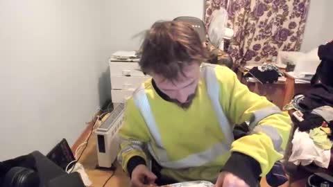 hot online show from February 17, 2026, 7:20 pm