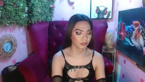 Snapshot of hotsummerx chatting on February 17, 2025, 4:48 pm Summer online show from February 17, 2025, 4:48 pm