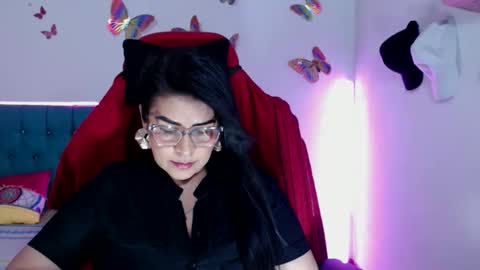hotsweet 69 online show from May 13, 2026, 6:11 am