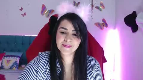 hotsweet 69 online show from May 24, 2026, 6:40 am