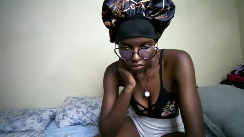 hott_asss online show from May 25, 2026, 6:36 pm