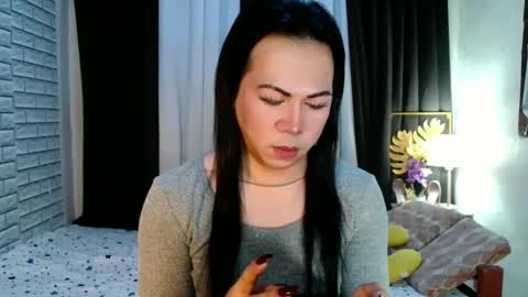 Snapshot of hott_summerr chatting on December 21, 2025, 8:05 pm Alex Summer online show from December 21, 2025, 8:05 pm