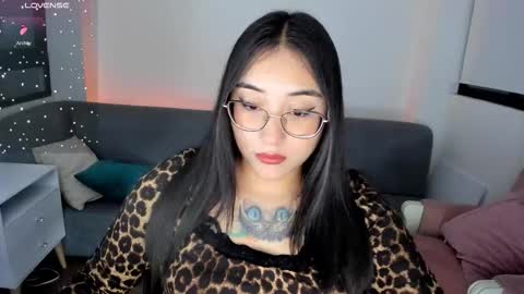 AMY online show from November 12, 2025, 9:25 pm