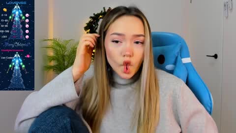 hello Im Eva online show from December 24, 2024, 8:33 am