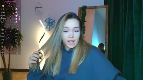 hello Im Eva online show from January 3, 2025, 11:35 am