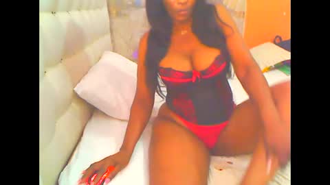 Snapshot of hottesa2019 chatting on April 24, 2026, 10:50 am THEONE online show from April 24, 2026, 10:50 am