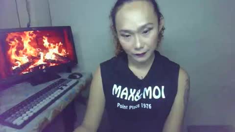 Snapshot of hottestkera69 chatting on October 16, 2025, 1:17 am kera online show from October 16, 2025, 1:17 am