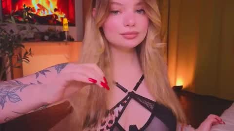 Jane  online show from November 7, 2025, 2:50 pm