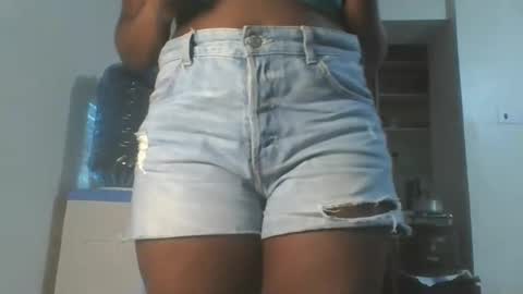 Snapshot of hottie_vera chatting on October 12, 2025, 8:46 am vera online show from October 12, 2025, 8:46 am