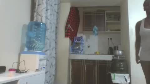 Snapshot of hottie_vera chatting on November 9, 2025, 8:07 pm vera online show from November 9, 2025, 8:07 pm