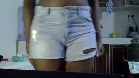 Snapshot of hottie_vera chatting on November 11, 2025, 7:36 pm vera online show from November 11, 2025, 7:36 pm