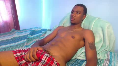 Snapshot of hottiekingny chatting on April 1, 2026, 9:23 pm independent Model online show from April 1, 2026, 9:23 pm