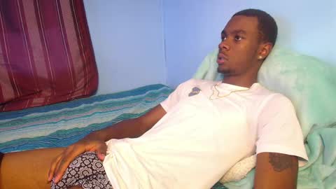 Snapshot of hottiekingny chatting on April 10, 2026, 10:14 pm independent Model online show from April 10, 2026, 10:14 pm
