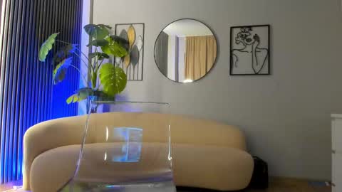 Lilly online show from January 11, 2026, 8:36 pm