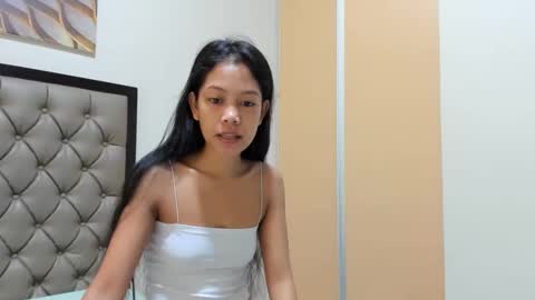 Snapshot of hottiepinay21 chatting on November 25, 2025, 12:10 am Jane online show from November 25, 2025, 12:10 am