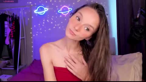 Snapshot of hottiesteverly chatting on November 19, 2025, 7:41 am Jane online show from November 19, 2025, 7:41 am