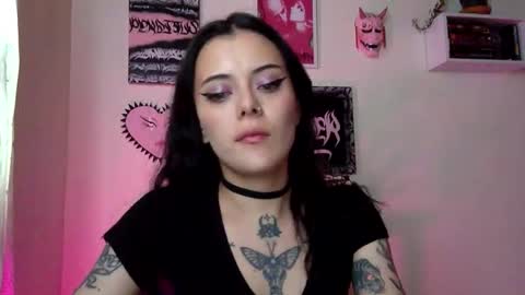 Snapshot of hottietat4u chatting on November 28, 2025, 2:31 pm Tat online show from November 28, 2025, 2:31 pm