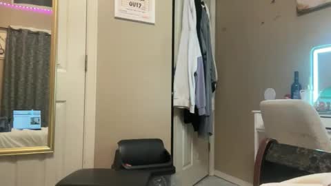 Snapshot of hottiewithabody101 chatting on November 16, 2025, 8:09 am hottiewithabody101 online show from November 16, 2025, 8:09 am