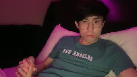 Snapshot of hottiewithabody101 chatting on December 18, 2025, 2:56 pm hottiewithabody101 online show from December 18, 2025, 2:56 pm