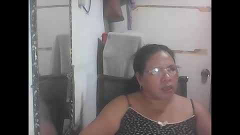Snapshot of hottycrissy4u chatting on January 19, 2026, 2:32 pm hottycrissy4u online show from January 19, 2026, 2:32 pm