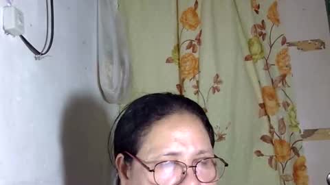 Snapshot of hottycrissy4u chatting on April 30, 2026, 5:58 am hottycrissy4u online show from April 30, 2026, 5:58 am